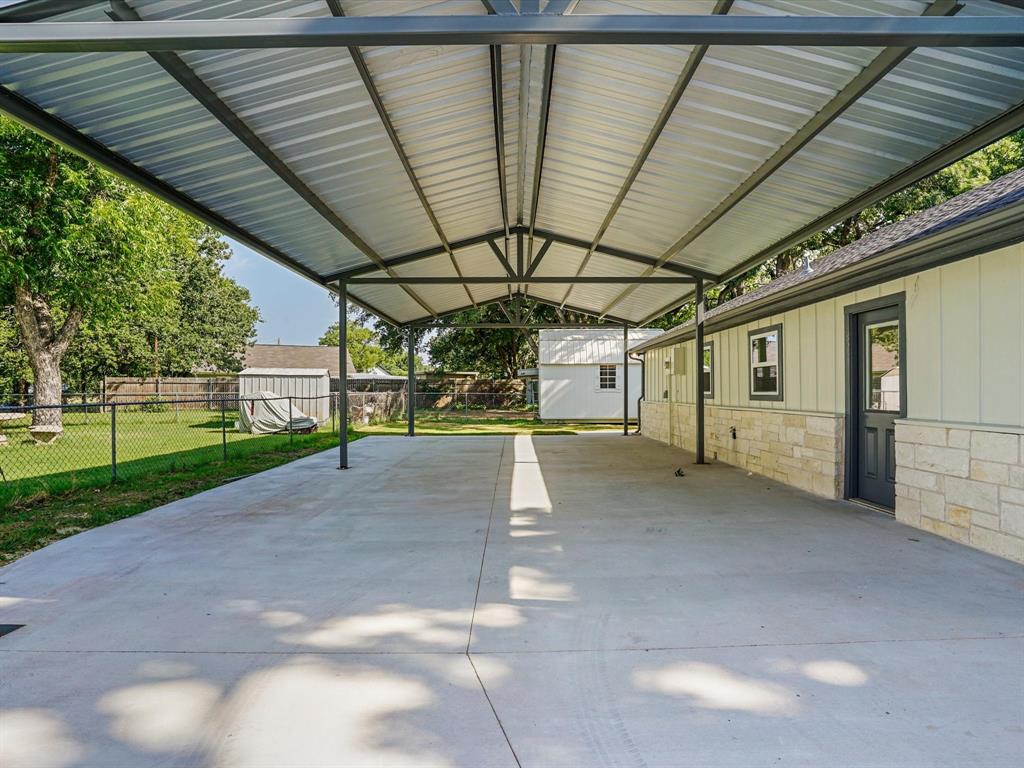 4004 Pueblo Ct, Granbury, TX 76048 photo