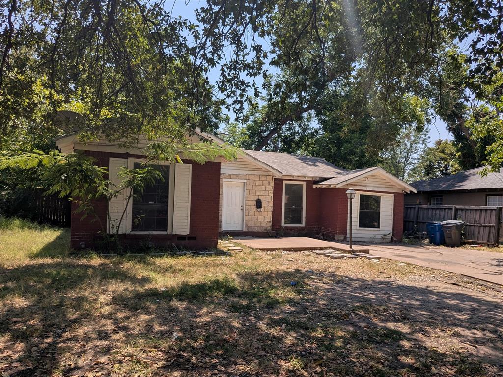 3556 Durango Dr, Dallas, TX 75220