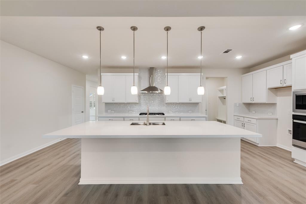 Single Family Residence in Celina TX 5709 Ferrers Drive 4.jpg