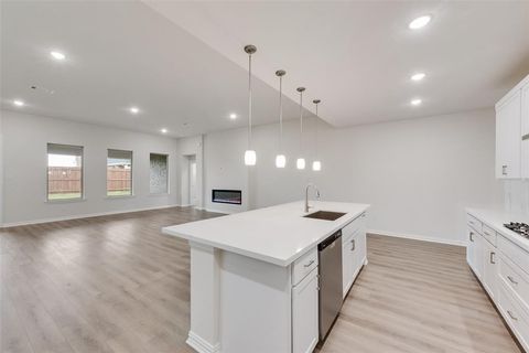 Single Family Residence in Celina TX 5709 Ferrers Drive 5.jpg
