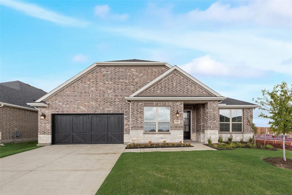 Single Family Residence in Celina TX 5709 Ferrers Drive 1.jpg