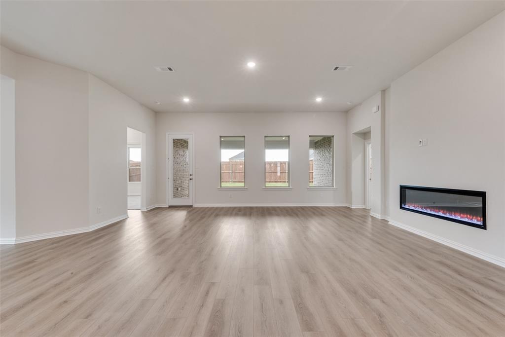 Single Family Residence in Celina TX 5709 Ferrers Drive 7.jpg