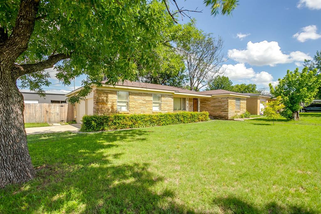 601 Perry Dr, White Settlement, TX 76108 photo