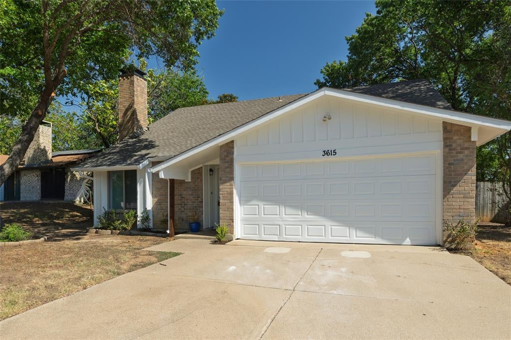 3615 Ravenhill Ln, Arlington, TX 76016 photo