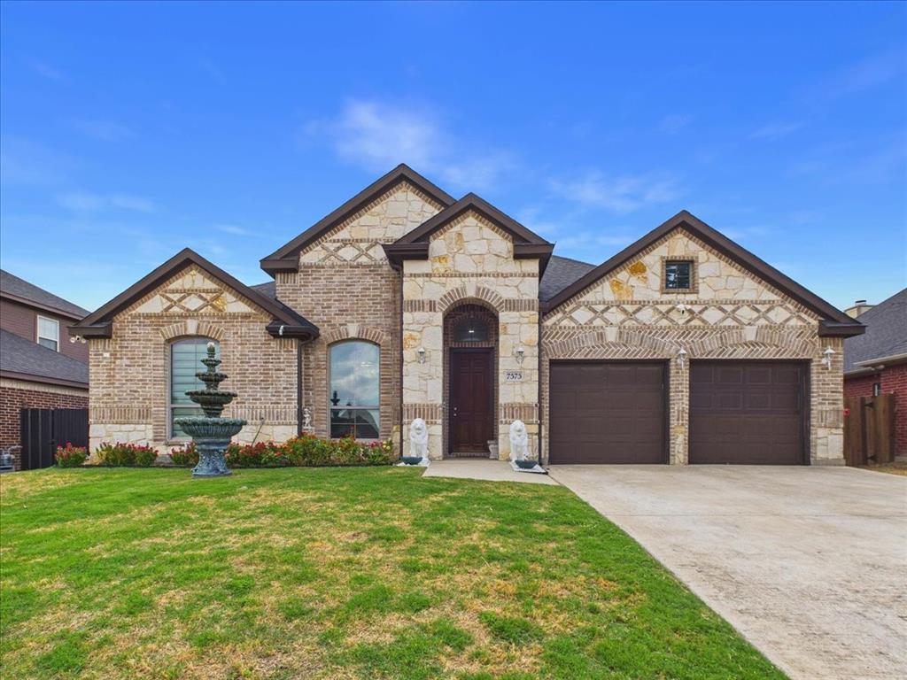 7575 Saddleridge Dr, Dallas, TX 75249 photo