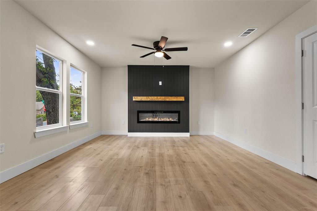 1104 S Brighton Ave, Dallas, TX 75208 photo