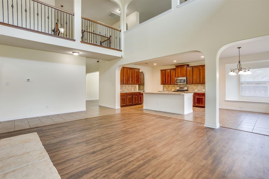 1220 Berkeley Dr, Burleson, TX 76028 photo