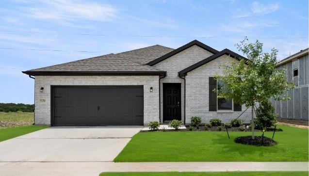 3111 Hawkview Dr, Cleburne, TX 76031