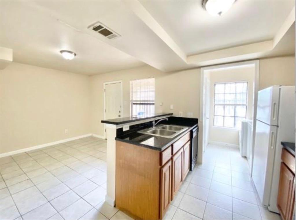 8001 Rothington Rd #21 27, Dallas, TX 75227 photo