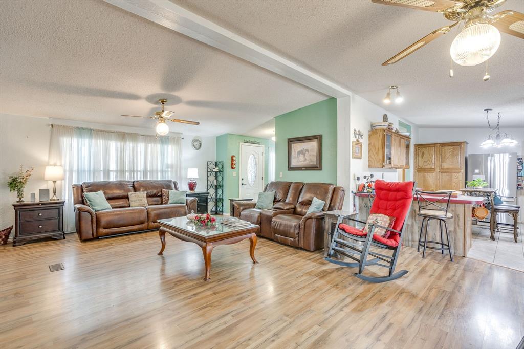 4406 Appletree Ct, Granbury, TX 76048 photo
