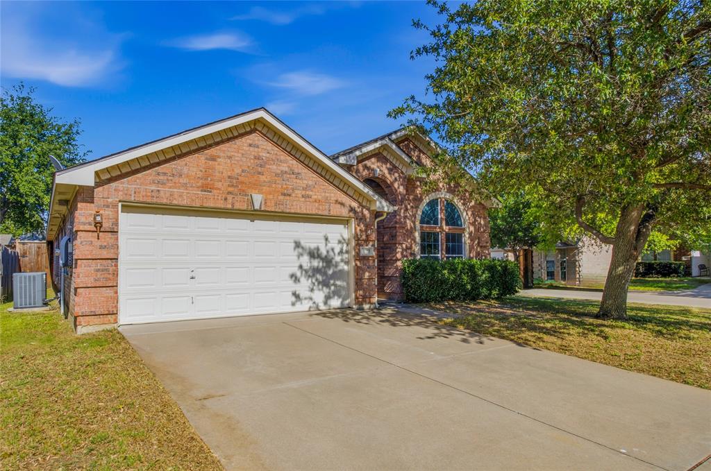 8377 Edgepoint Trl, Fort Worth, TX 76053 photo