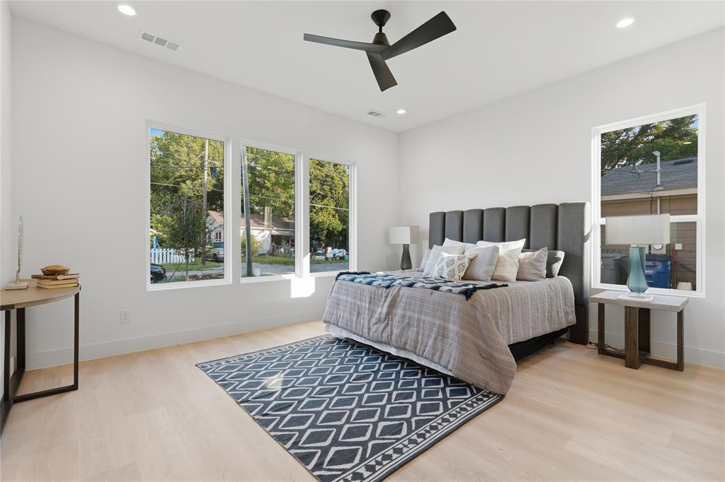 2329 Stoneman St, Dallas, TX 75215 photo