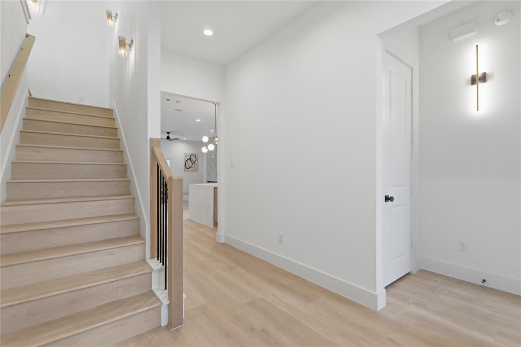 2329 Stoneman St, Dallas, TX 75215 photo