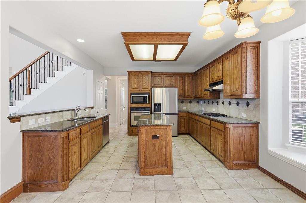 2220 New College Ln, Plano, TX 75025 photo