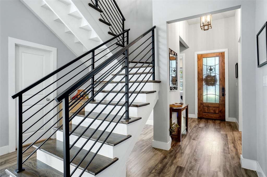 1300 Worthington St, Grapevine, TX 76051 photo