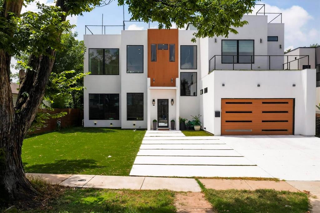 3946 Cresthaven Rd, Dallas, TX 75209