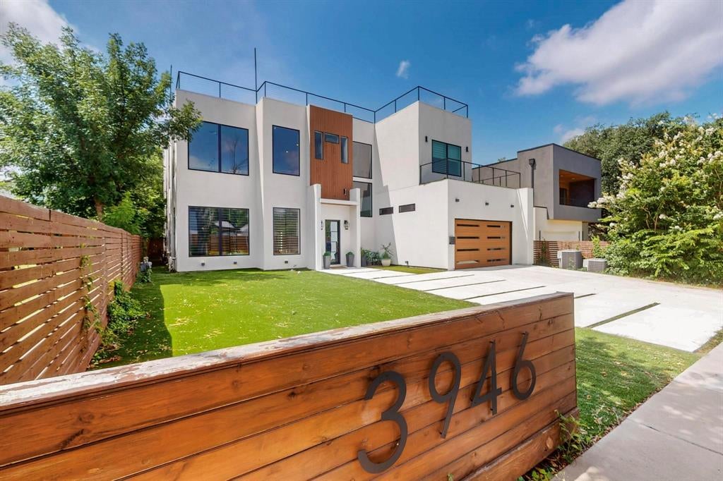 3946 N Cresthaven Rd, Dallas, TX 75209 photo