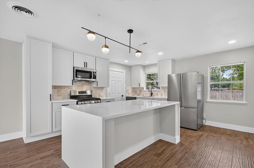 3615 Morningstar Ln, Farmers Branch, TX 75234 photo