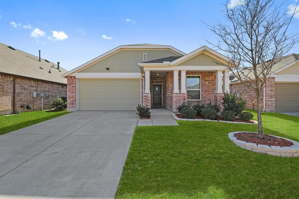 1912 Spoonbill Dr, Little Elm, TX 75068