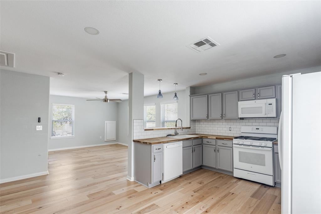 5106 Avenue 0, Galveston, TX 77551 photo