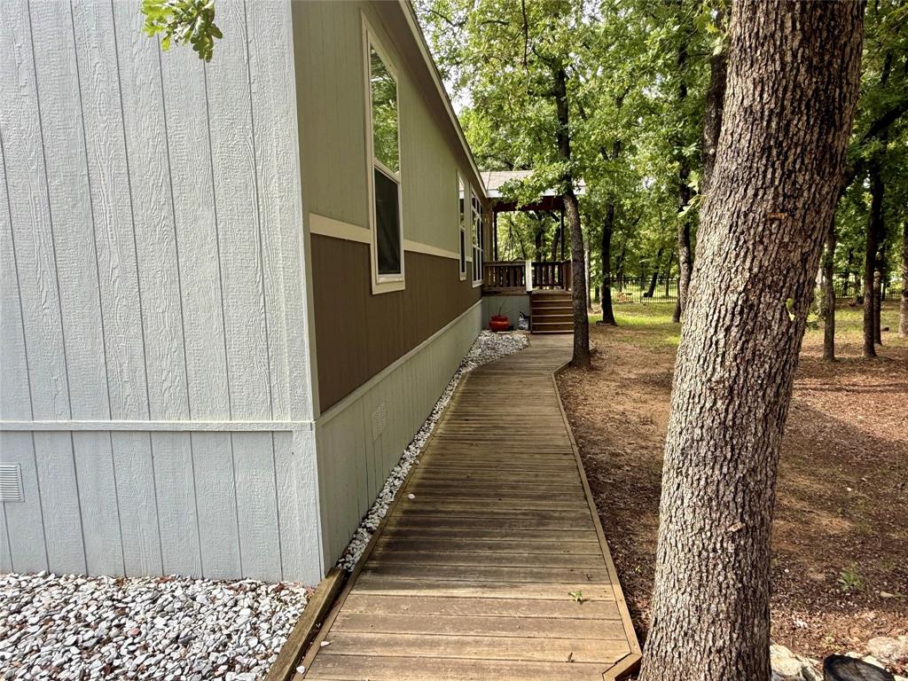145 Adalida Ln, Springtown, TX 76082 photo
