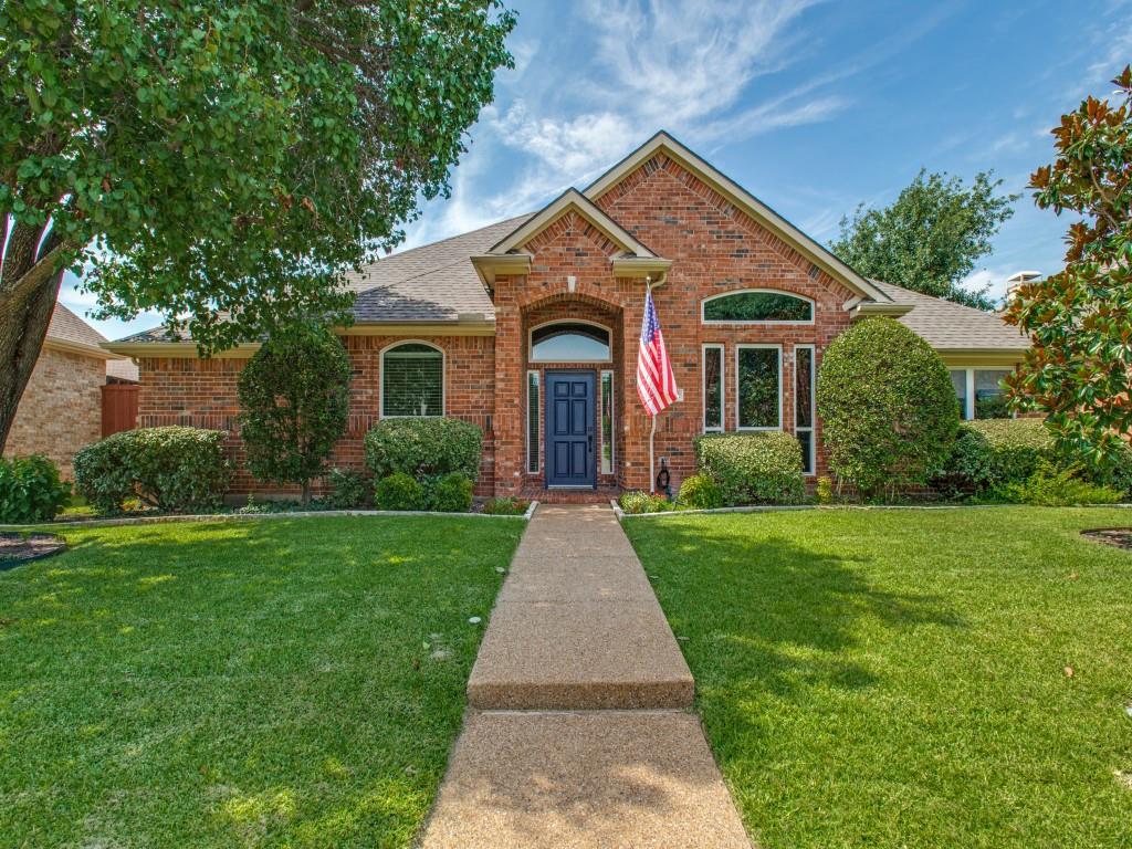 9502 Valley Lake Ln, Irving, TX 75063