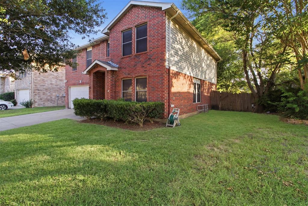 2955 Celian Dr, Grand Prairie, TX 75052