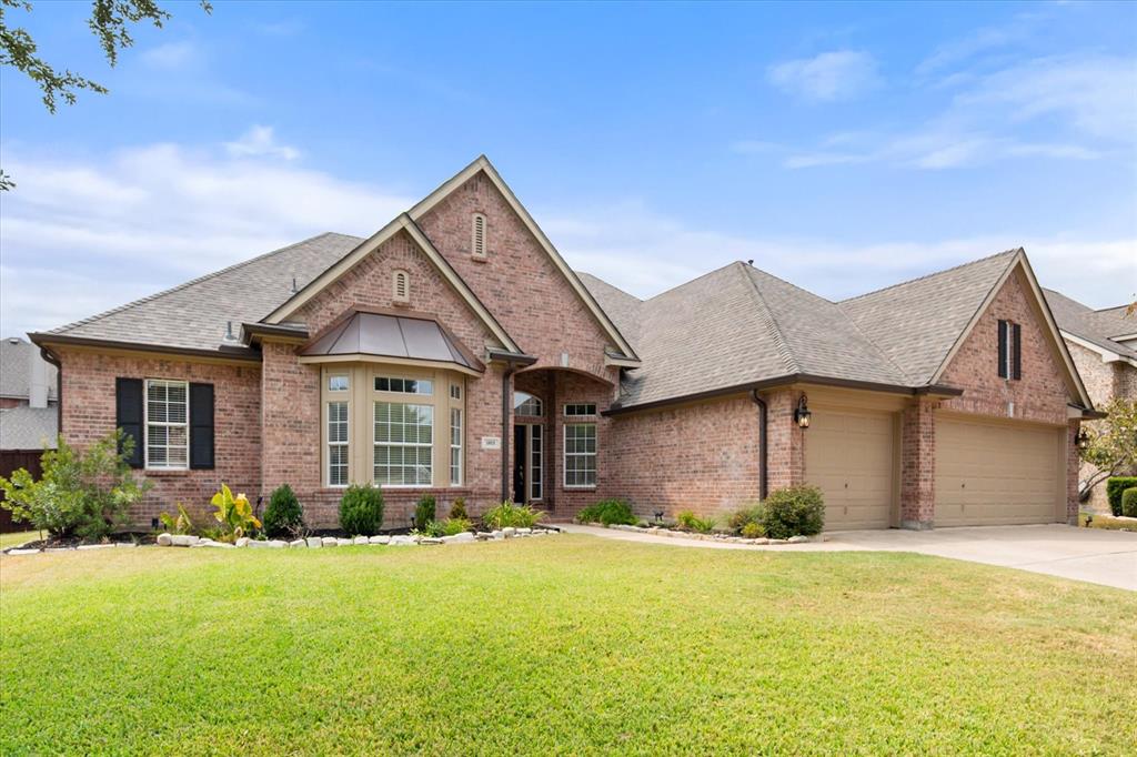 1815 Lake Edge Blvd, Mansfield, TX 76063