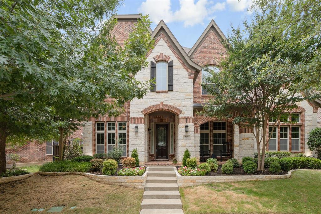 717 Orleans Dr, Southlake, TX 76092