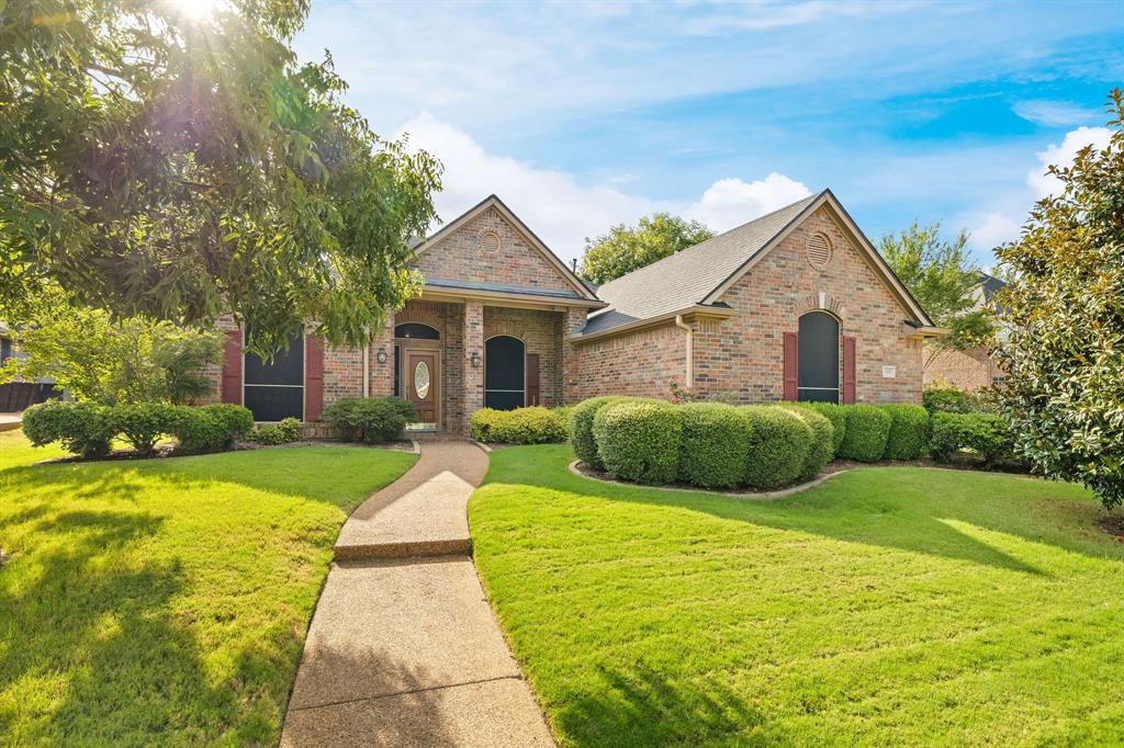 1602 Oak Ridge Dr, Corinth, TX 76210 photo