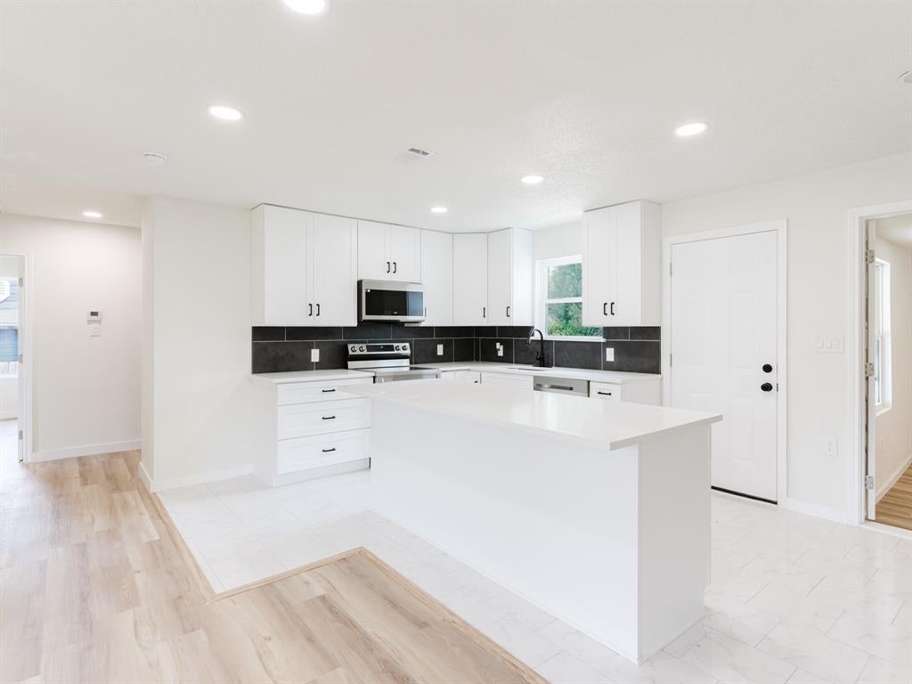2352 Talco Dr, Dallas, TX 75241 photo