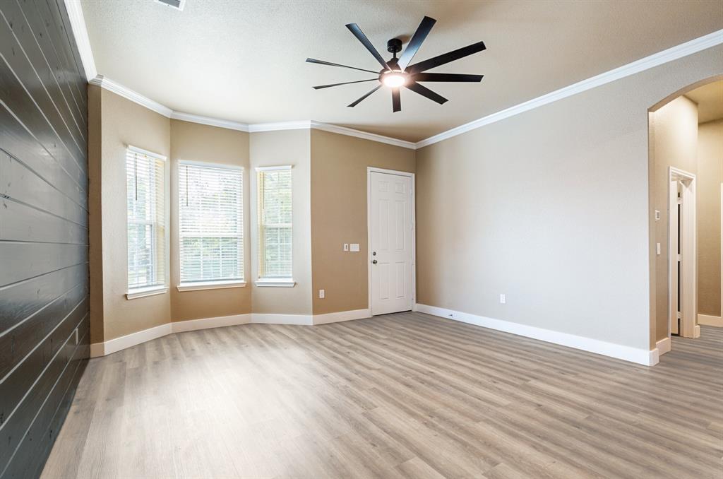 413 Henderson St, Bonham, TX 75418 photo