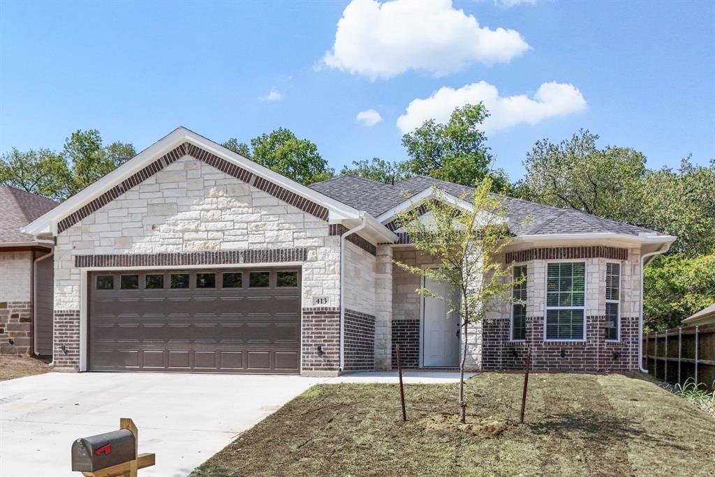 413 Henderson St, Bonham, TX 75418