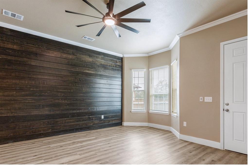 413 Henderson St, Bonham, TX 75418 photo