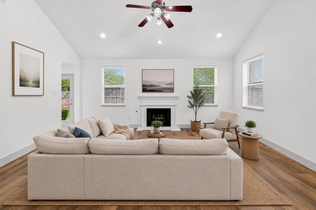1321 Iron Horse St, Wylie, TX 75098 photo