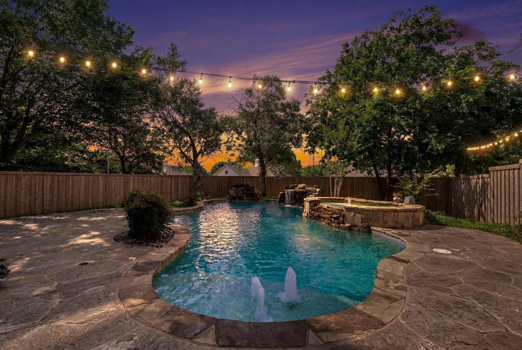 2405 Highgate Dr, Mckinney, TX 75070 photo