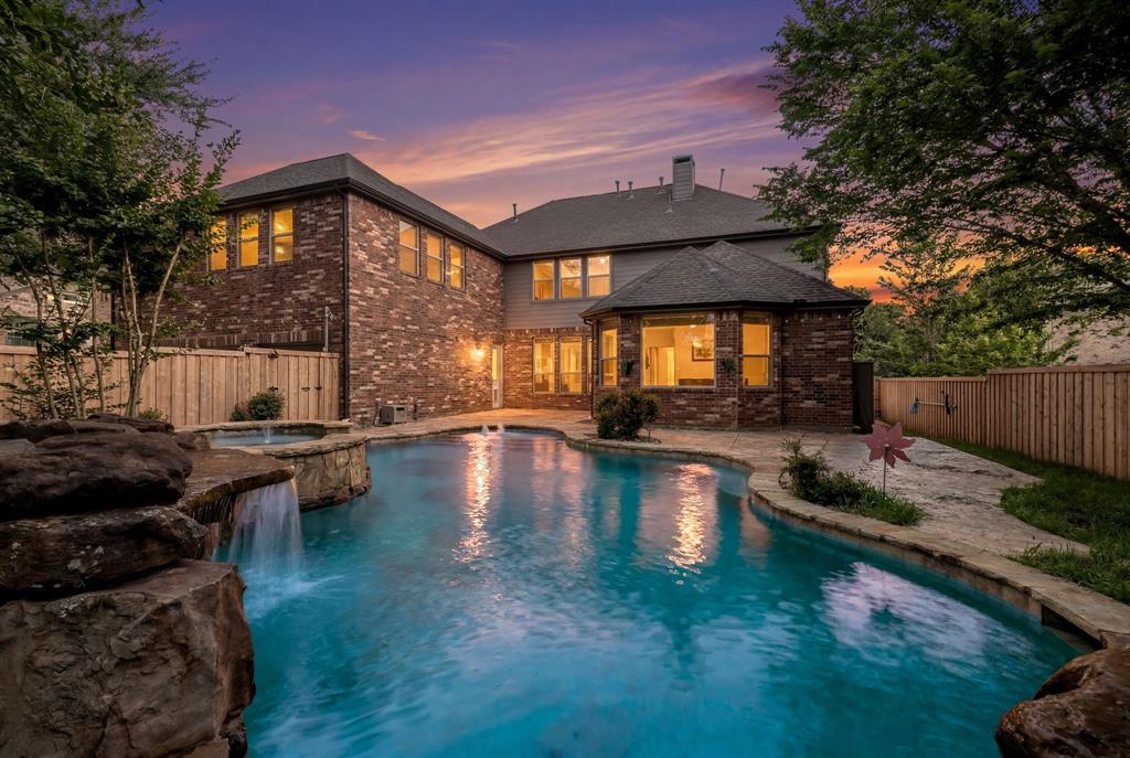 2405 Highgate Dr, Mckinney, TX 75070