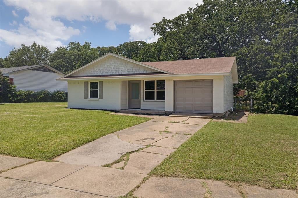 1901 Pyramid Dr, Mesquite, TX 75149