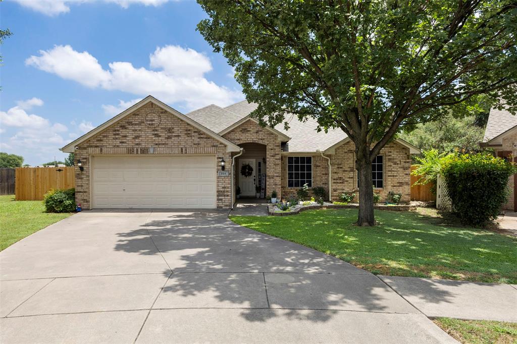 804 Tyler Ct, Burleson, TX 76028 photo