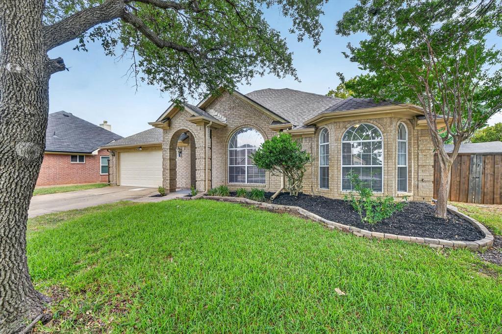 6740 Mill Ct, North Richland Hills, TX 76182 photo