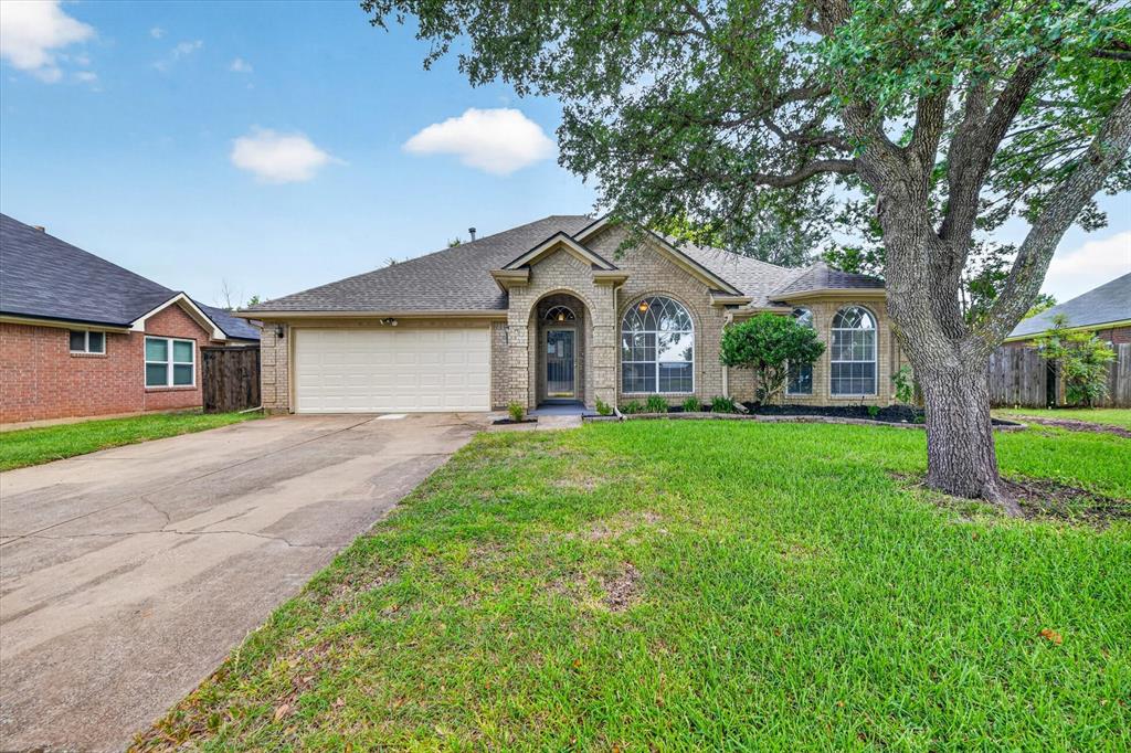 6740 Mill Ct, North Richland Hills, TX 76182 photo