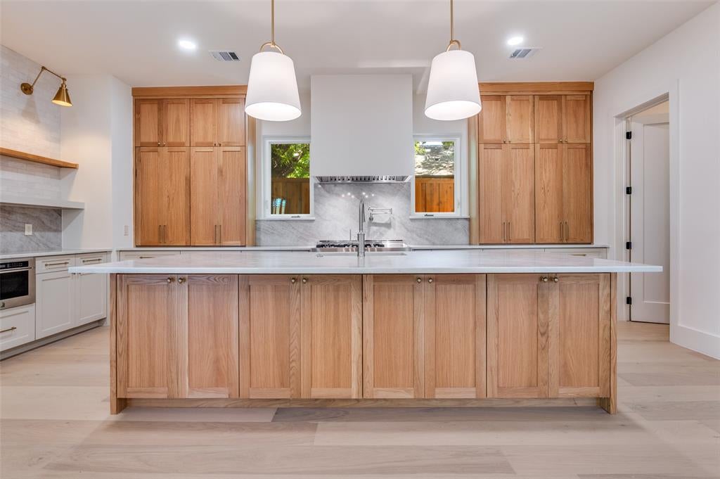 4207 Bonham St, Dallas, TX 75229 photo