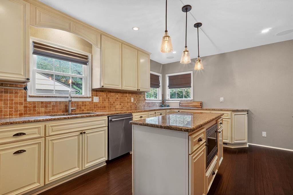 3618 S Hills Ave, Fort Worth, TX 76109 photo