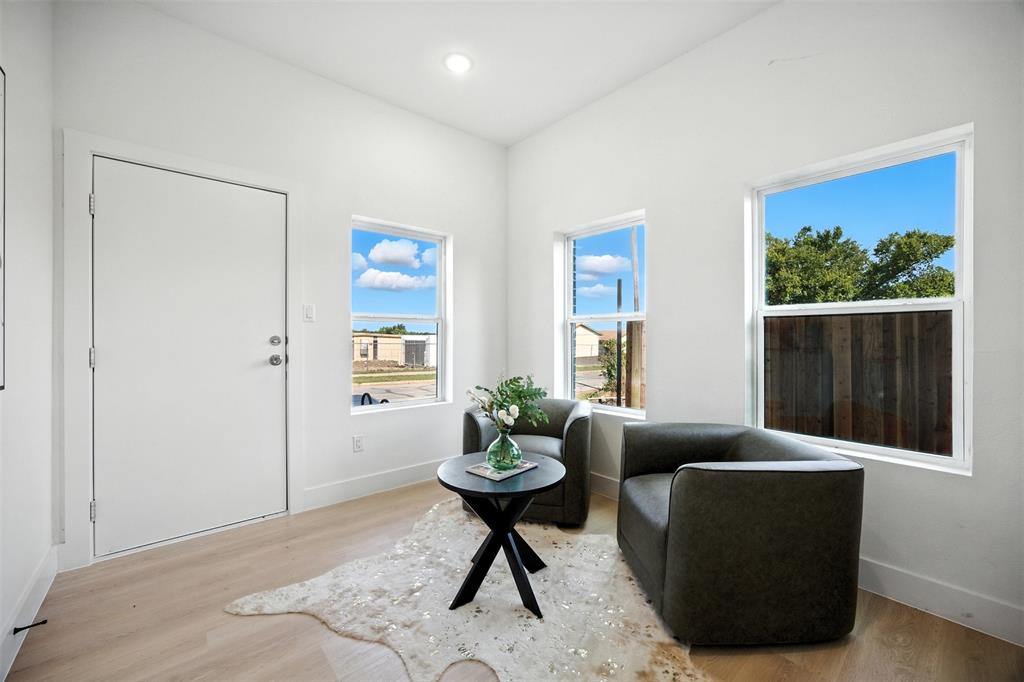 312 N Lancaster Ave #104, Dallas, TX 75203 photo