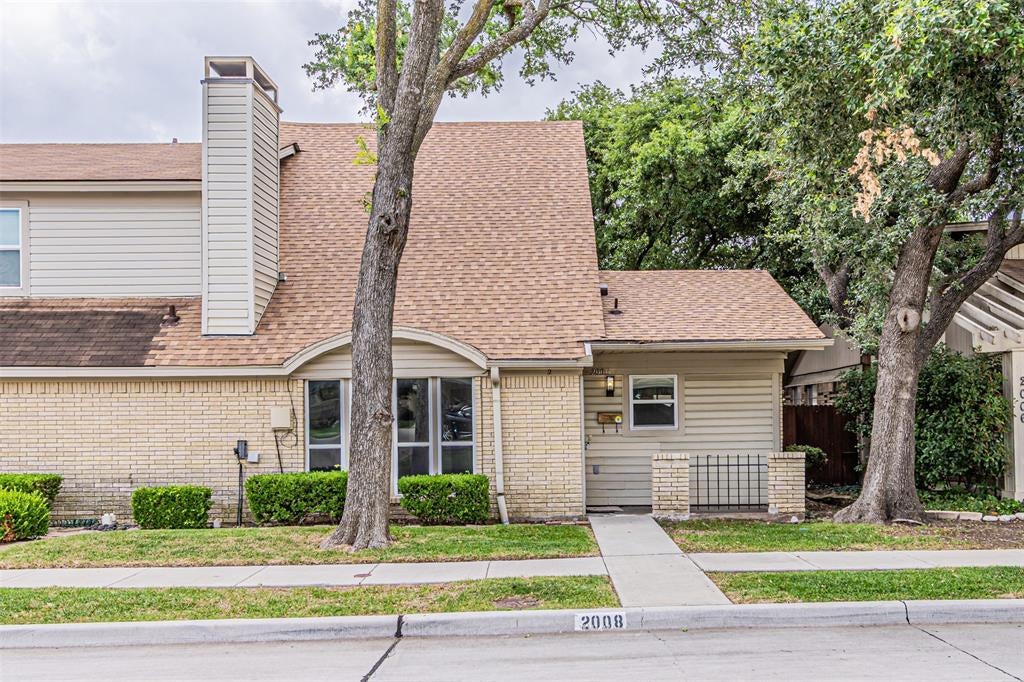 2008 Clubridge Dr, Carrollton, TX 75006