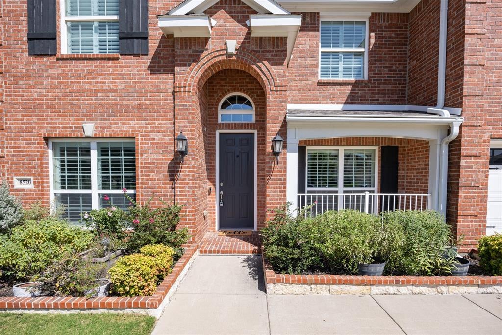 8520 Pinewood Dr, Fort Worth, TX 76123 photo