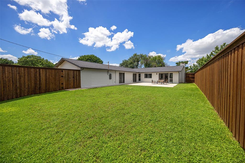 3856 Antigua Dr, Dallas, TX 75244 photo