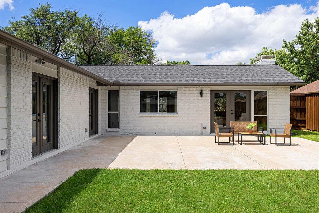 3856 Antigua Dr, Dallas, TX 75244 photo