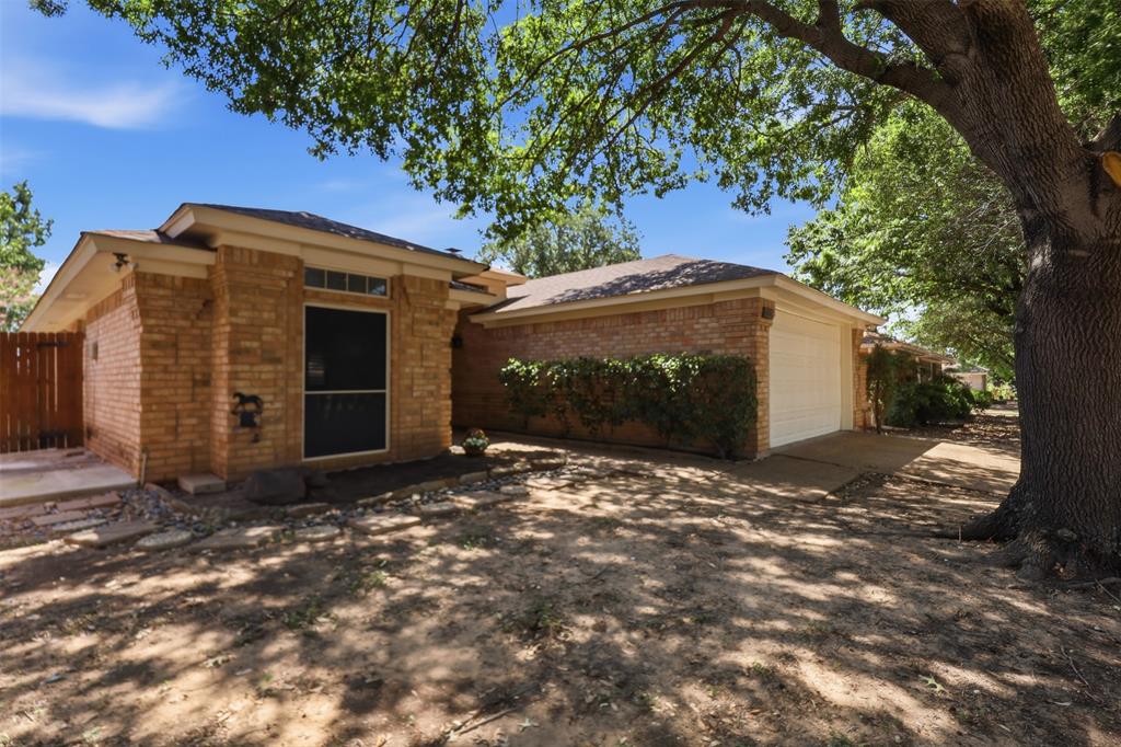 7229 Laurelhill Ct, Fort Worth, TX 76133 photo
