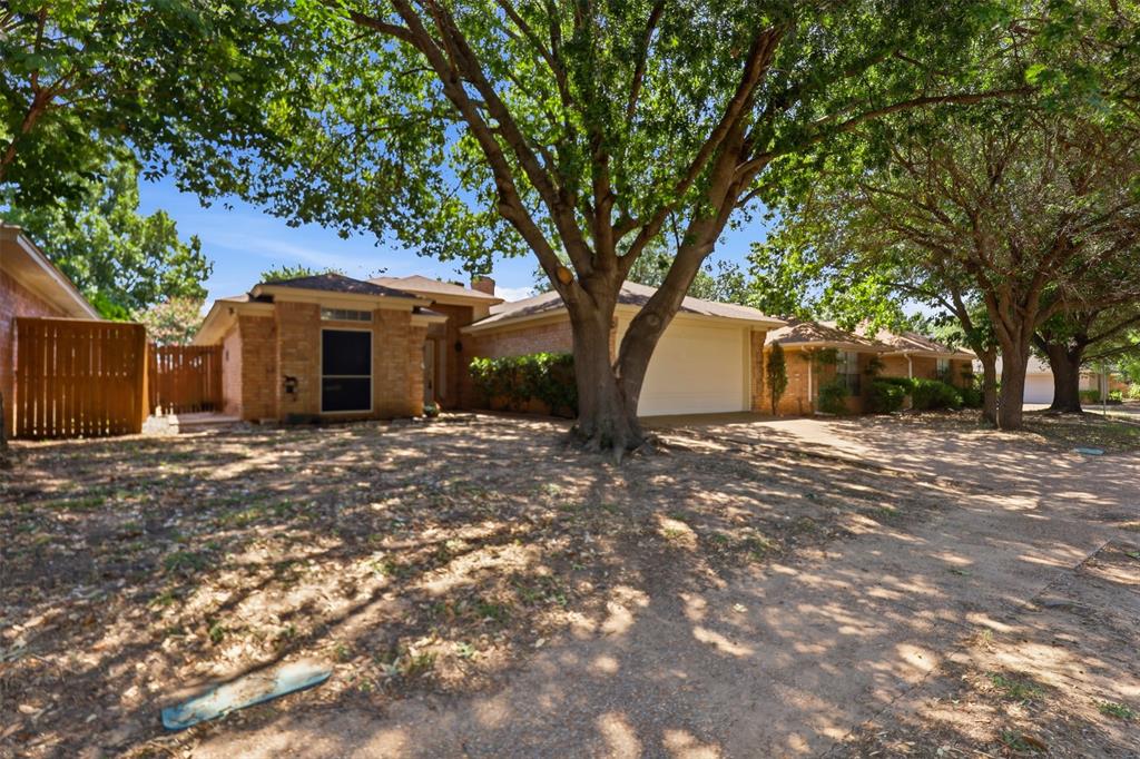 7229 Laurelhill Ct, Fort Worth, TX 76133 photo